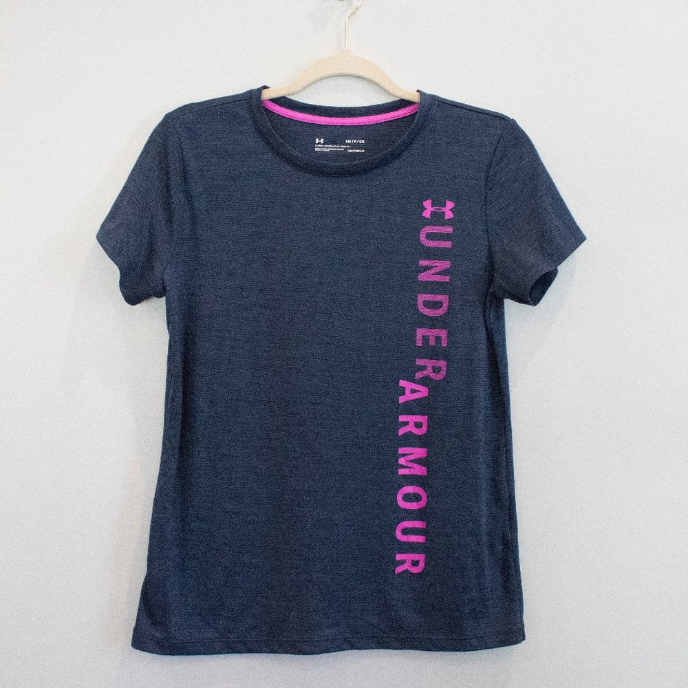 Under Armour T-shirt